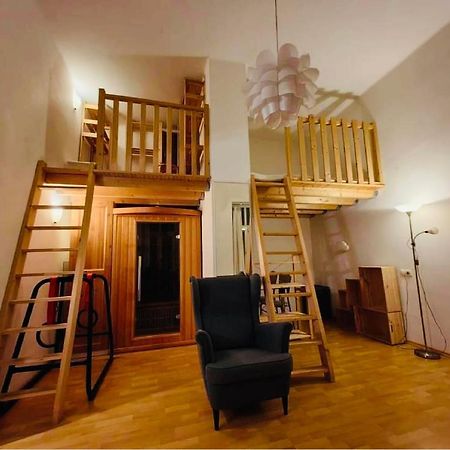 Downtown Apartment Bianca Bratislava Bagian luar foto